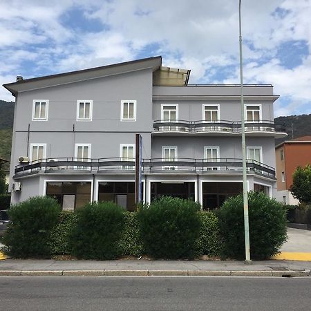 Hotel Capri Brescia Exterior foto